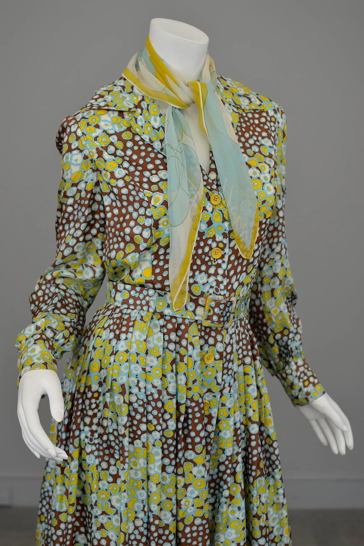 1960s Atomic Bubbles Polka Dot Novelty Print Shirtwaist Dress