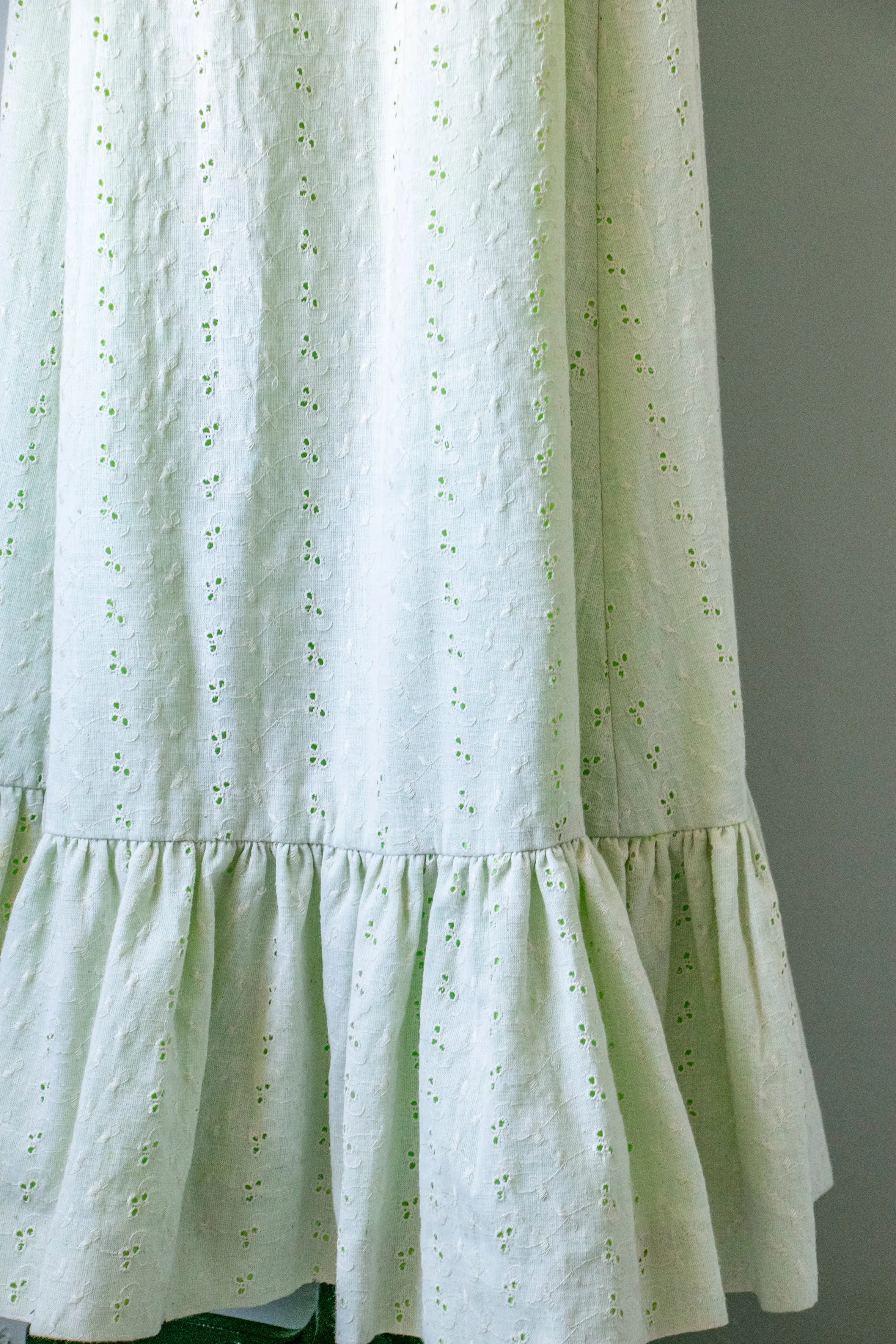 1970s Maxi Dress Green Eyelet Lace M