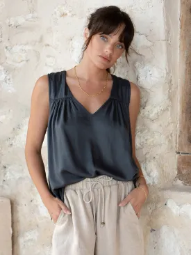 Bamboo Charcoal Top by Alba: High-Quality and Eco-Friendly