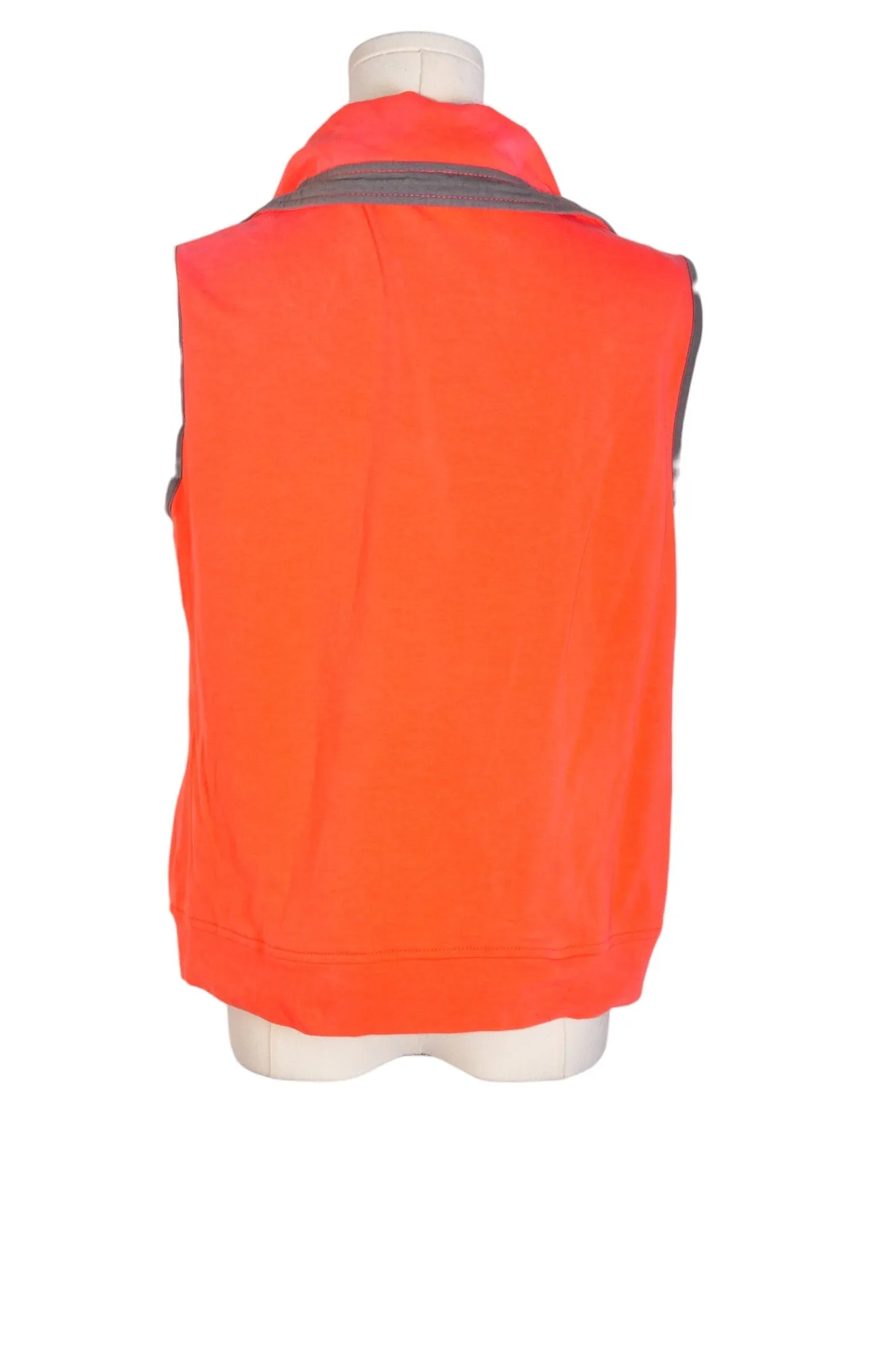 CAF AU LAIT Women Vests Regular fit in Orange - S