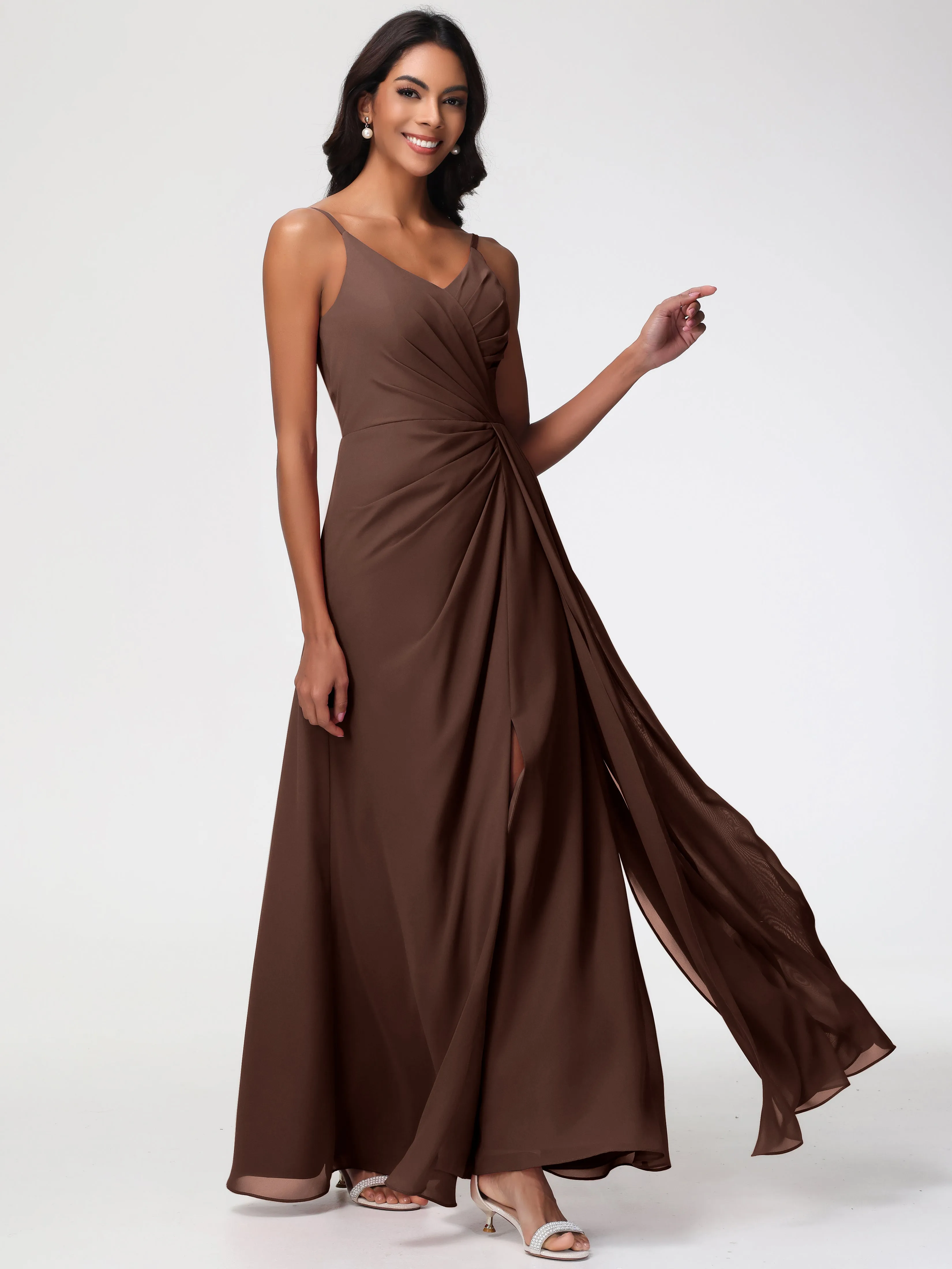 Chocolate Brown Bridesmaids Dresses A-Line V-Neck Spaghetti Straps Ruched Chiffon Bridesmaid Dresses With Slit