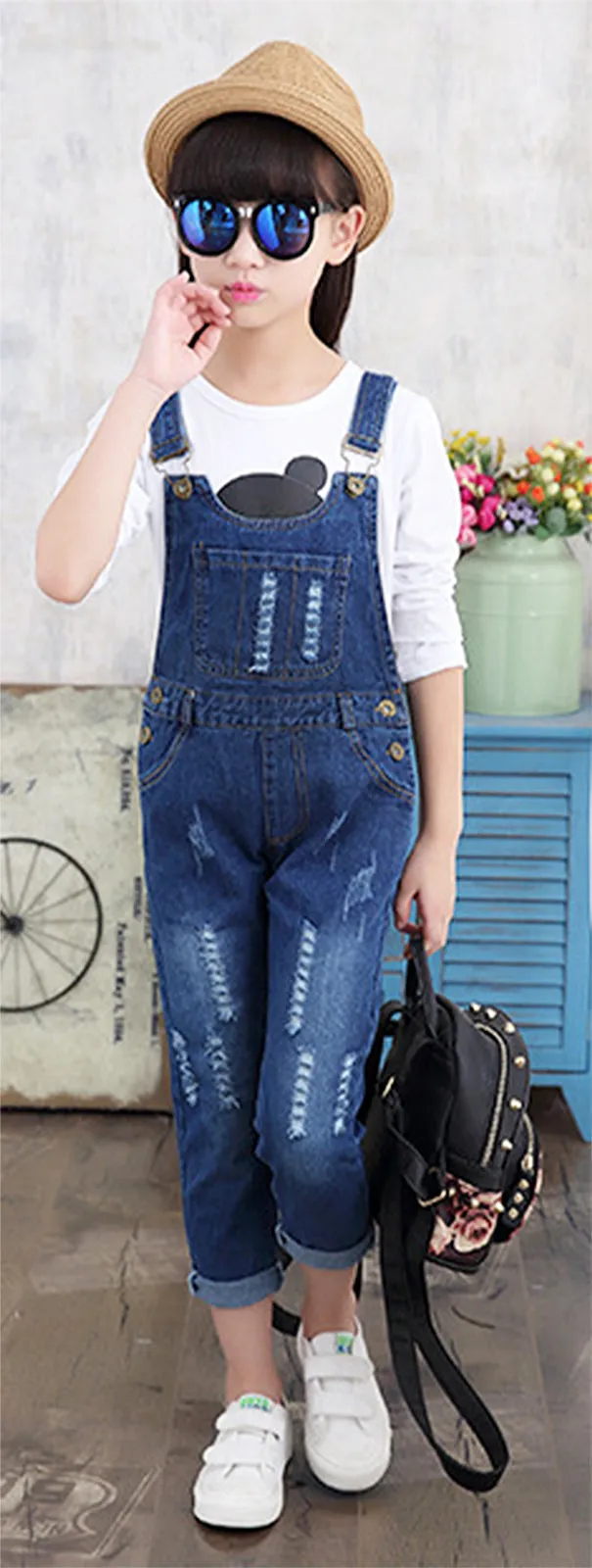 Girls Straight Lined Ripped Big Pockets Overalls