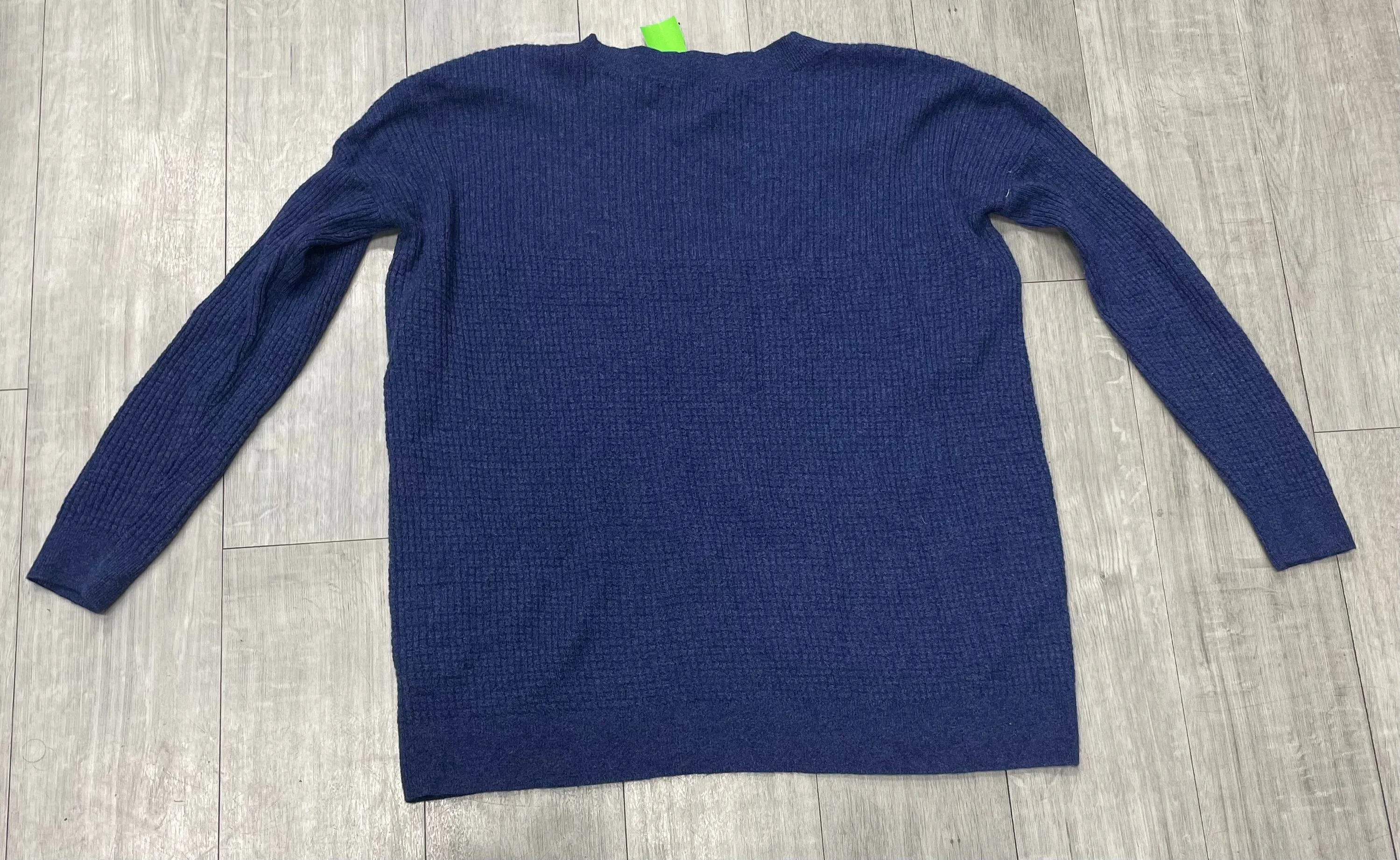 Hatch Outerwear Size Small 7007
