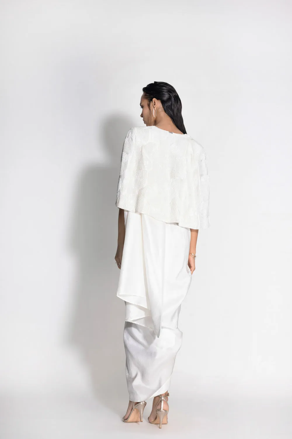Masai Godet Sari with Masai Top and Wave Cape