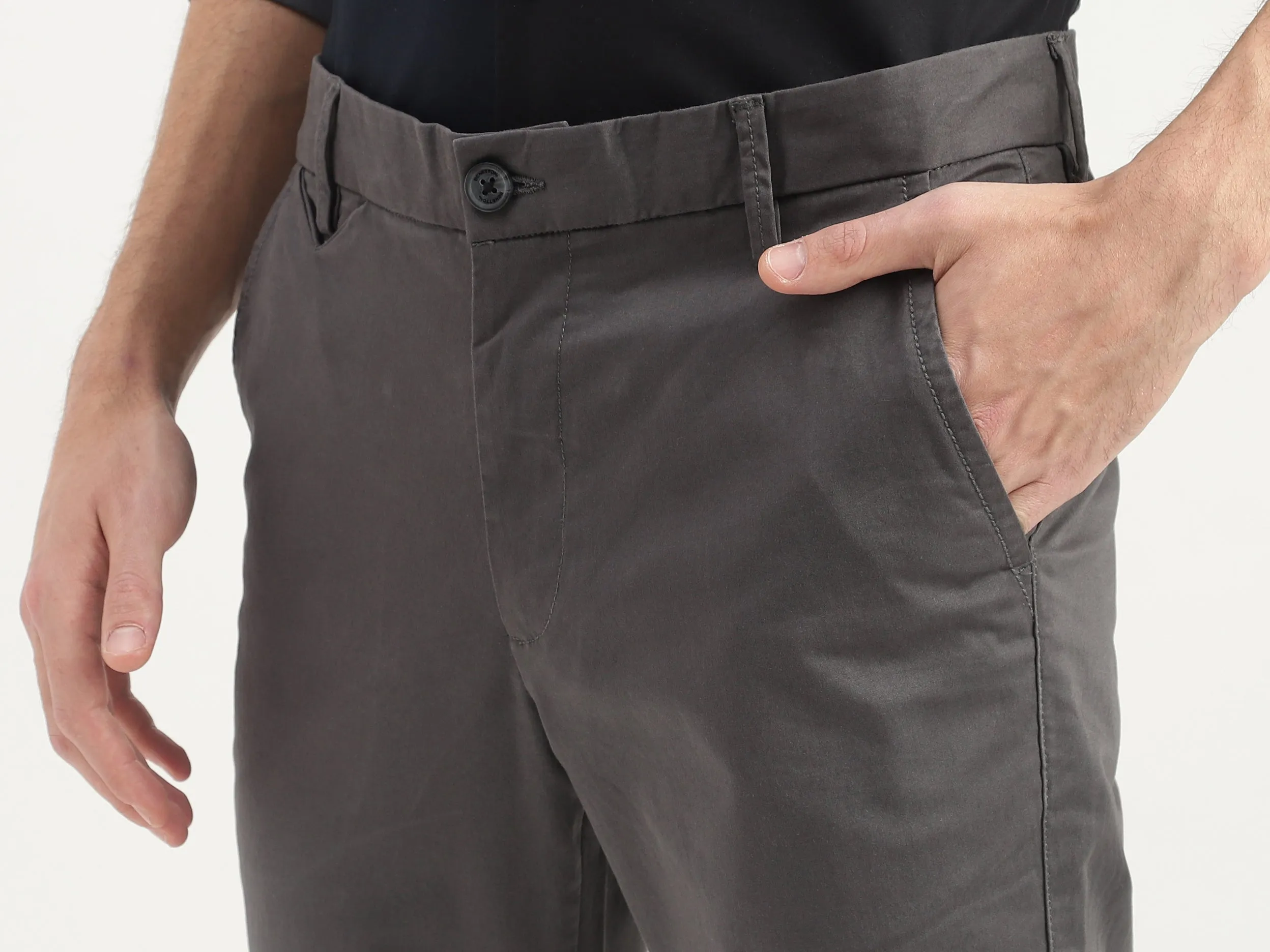 Monotone Slim Fit Trousers
