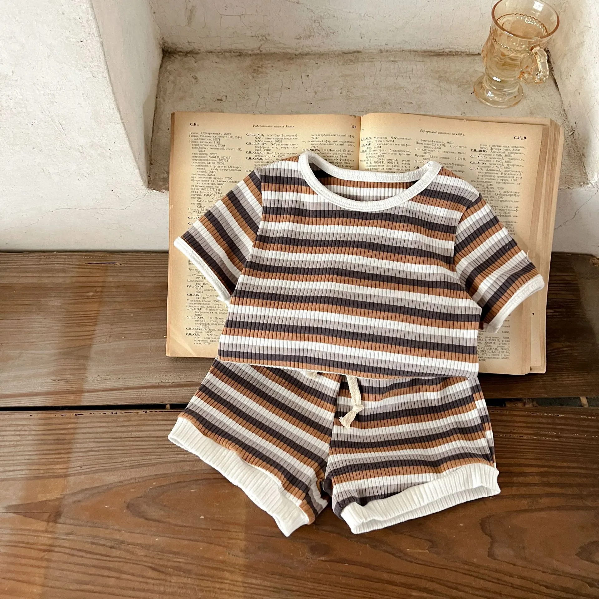 Multi Color T-Shirt and Drawstrings Shorts Set