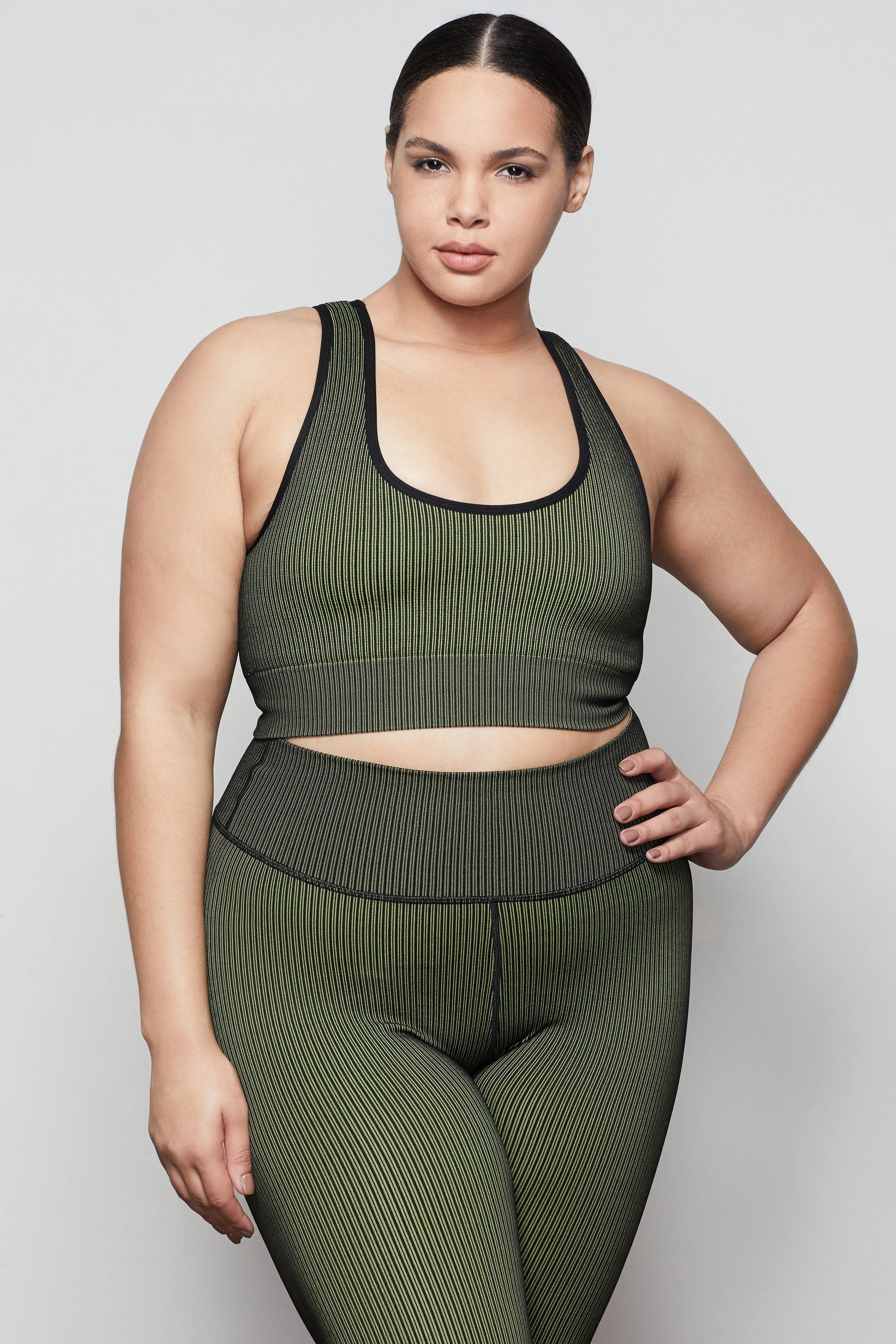 THE SEAMLESS RIBBED BRA | SUN BEAM002