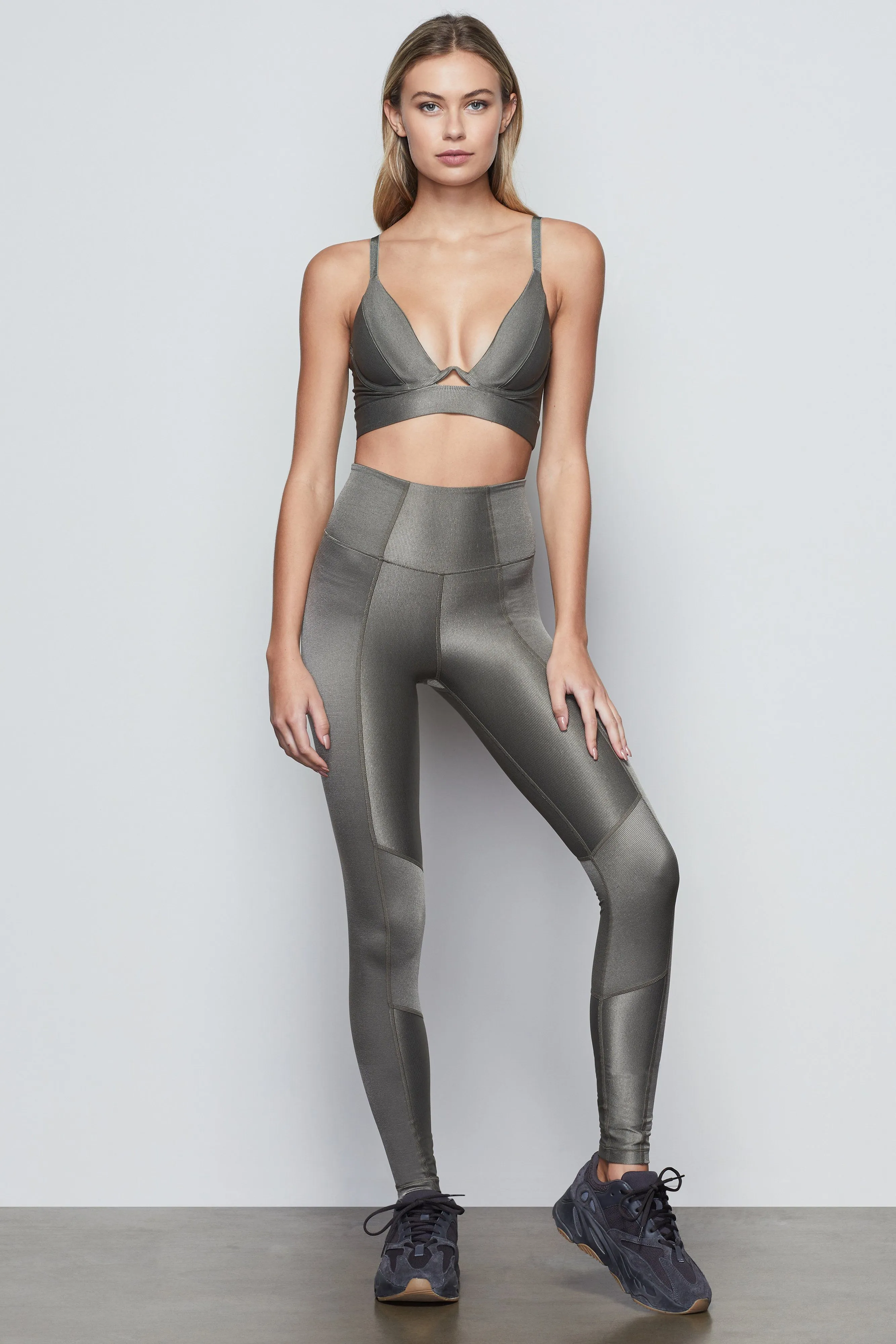 THE SHINY RIB LEGGING | SAGE001