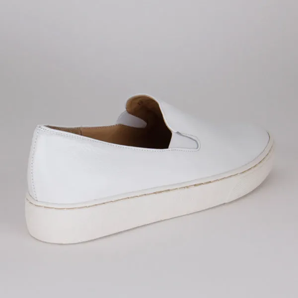 *UK size 3 - LIVE ON - mono white, 3cm heels