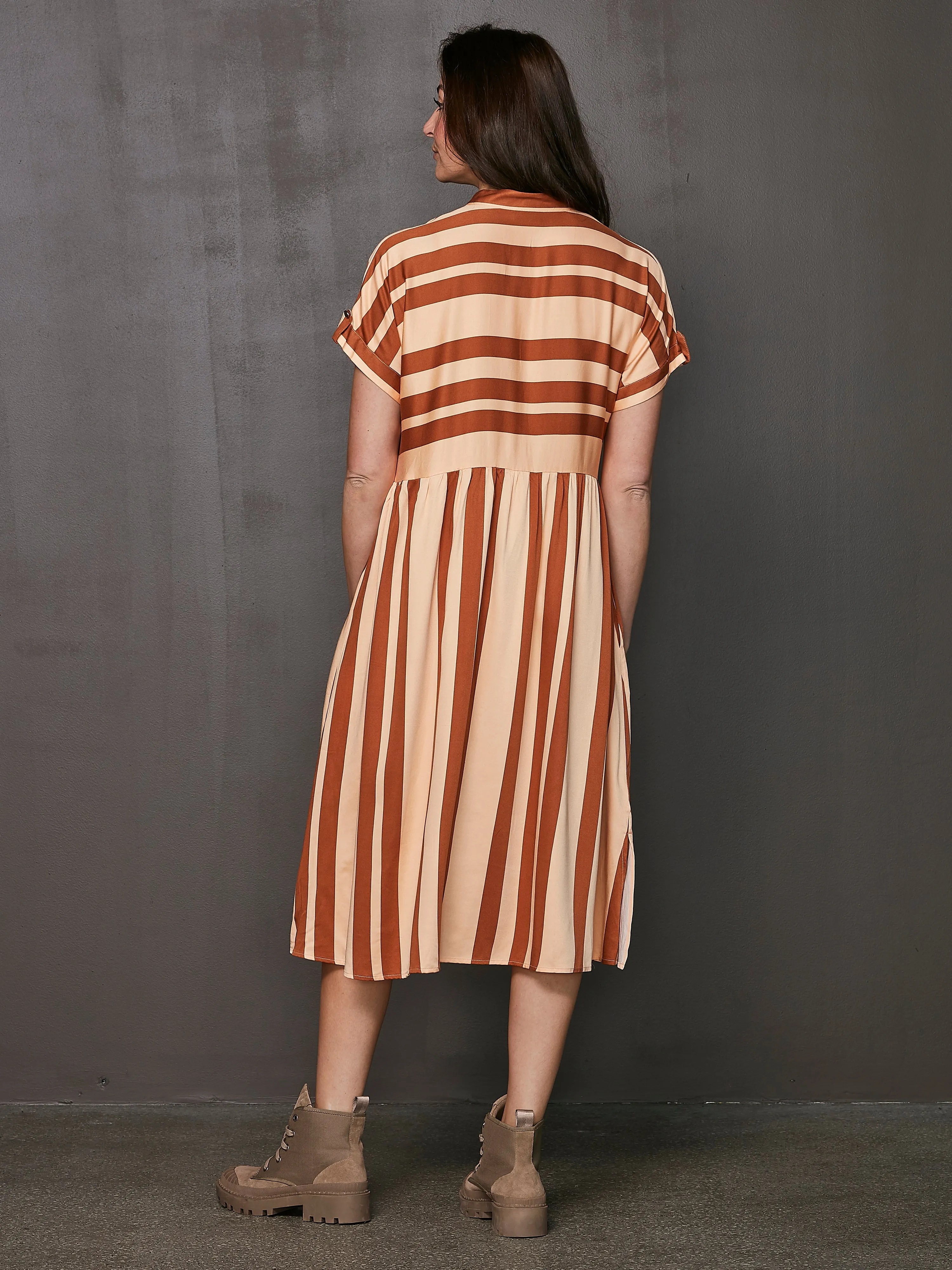 UNA Kleid - Apricot mix
