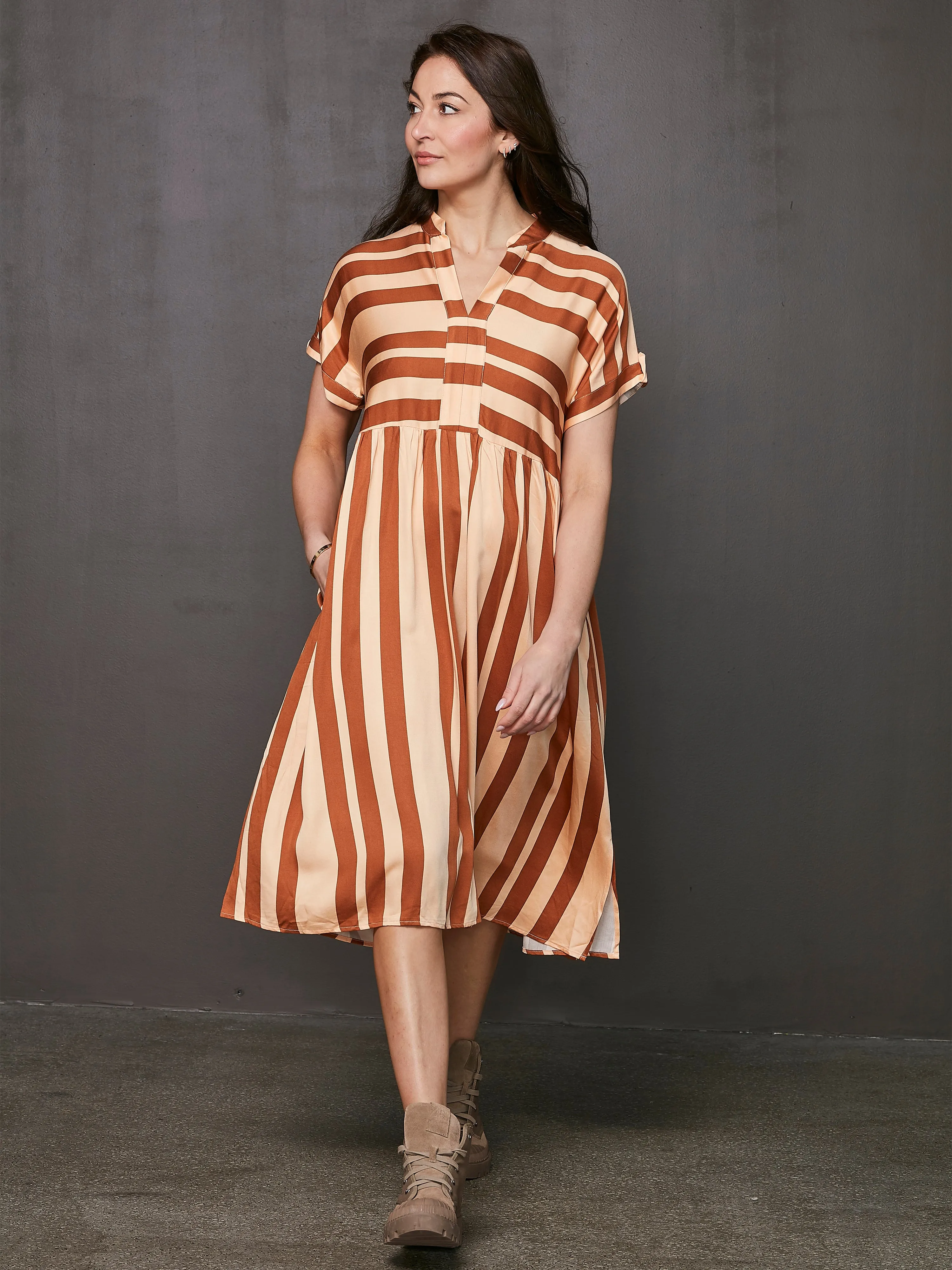 UNA Kleid - Apricot mix