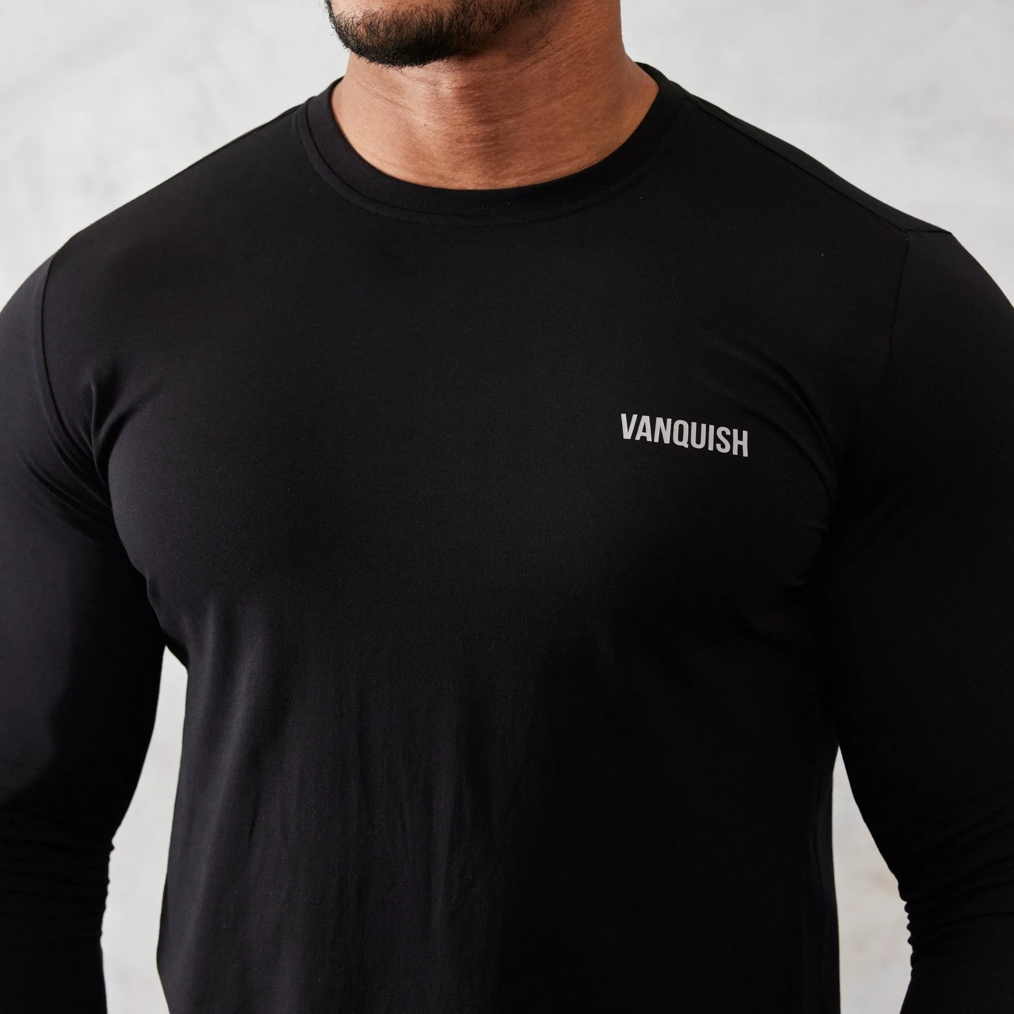 Vanquish Essential Black Slim Fit Long Sleeve T Shirt